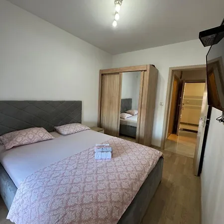 Lux Gæstehus 3*