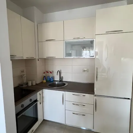 Lux 3*